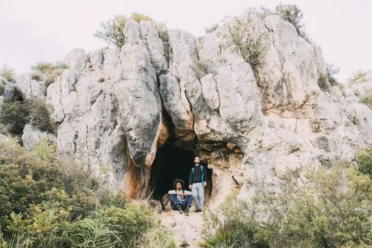Lerakuty Cave: A Hidden Natural Wonder Worth Discovering